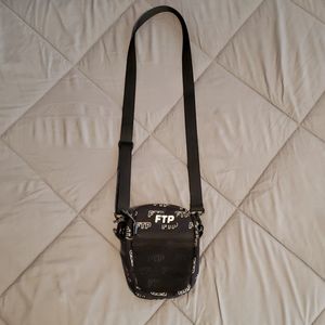 FTP outline sidebag